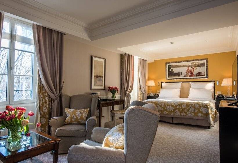 جناح جونيور مطل على المدينة, Grand Hotel Du Lac   Relais & Châteaux