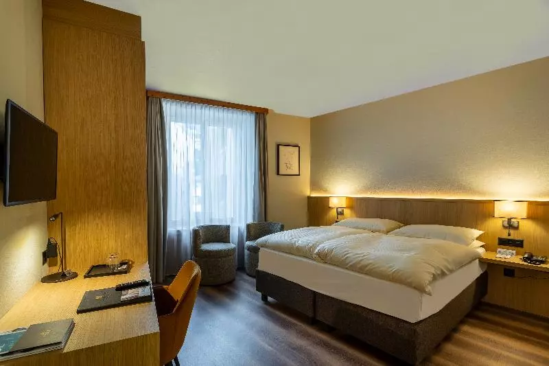 اتاق استاندارد, Art Boutique Hotel Monopol