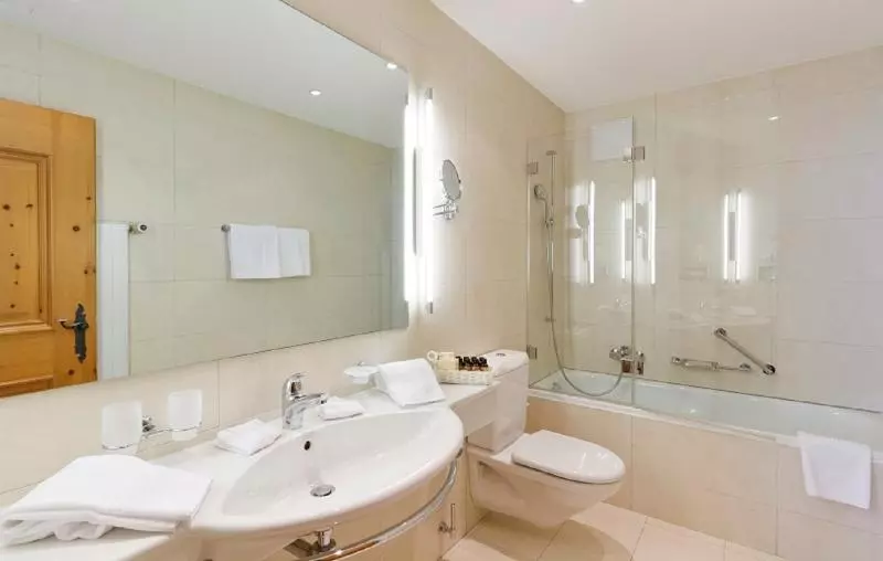 اتاق استاندارد, Art Boutique Hotel Monopol
