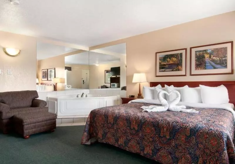 اتاق استاندارد, Art Boutique Hotel Monopol