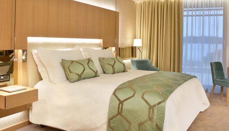 デラックスルーム, Art Boutique Hotel Monopol