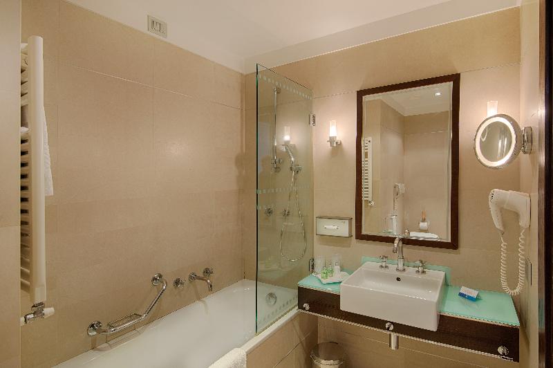 ジュニアスイート, Art Boutique Hotel Monopol