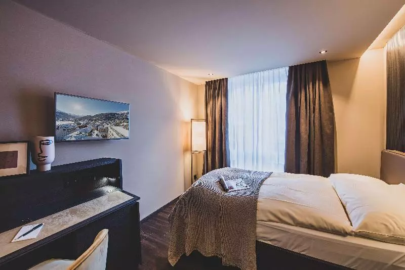 اتاق استاندارد یک نفره, Art Boutique Hotel Monopol