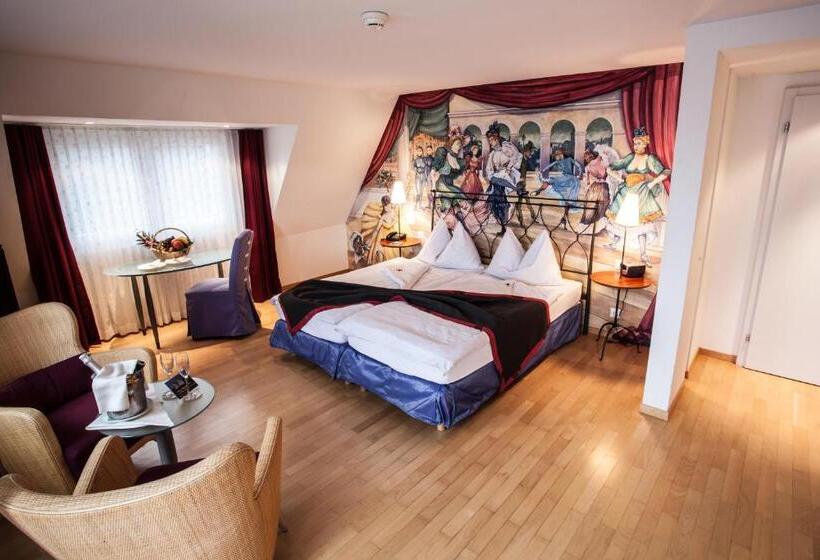 주니어 스위트, Central Am See