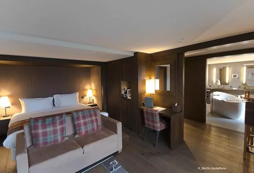 デラックススイート, Crans Ambassador