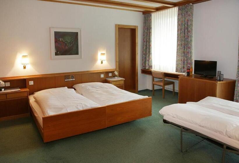 Семейный Номер, Derby Davos