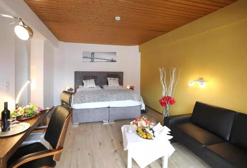 Präsidenten Suite, Derby Davos