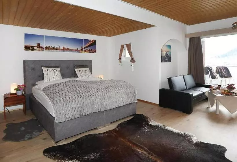 Präsidenten Suite, Derby Davos