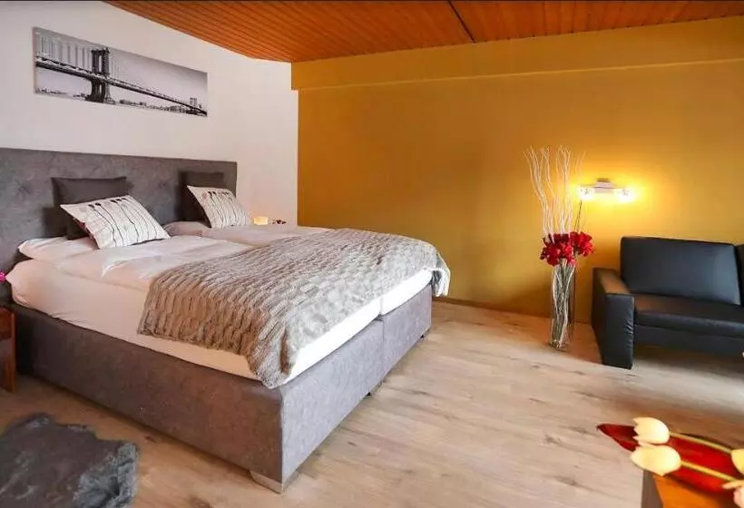 Präsidenten Suite, Derby Davos