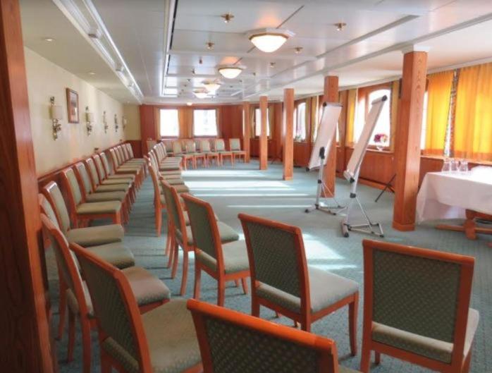 Номер Стандарт Совместная Ванная, Derby Davos