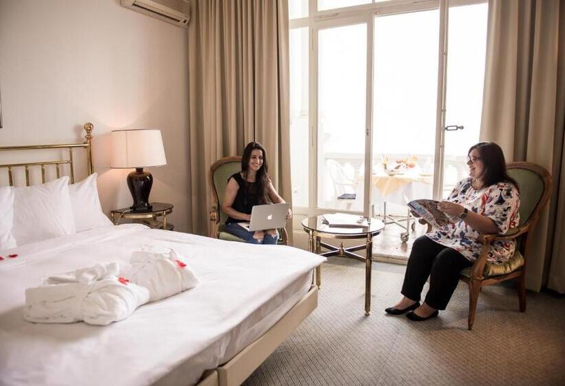 غرفة قياسية مطلّة علي البحيرة, Du Grand Lac Excelsior