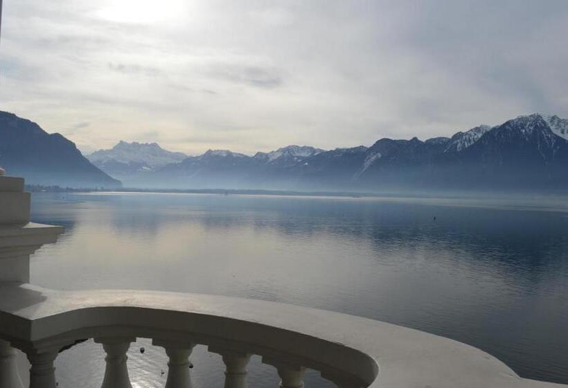 Номер Стандарт Вид на Озеро, Du Grand Lac Excelsior