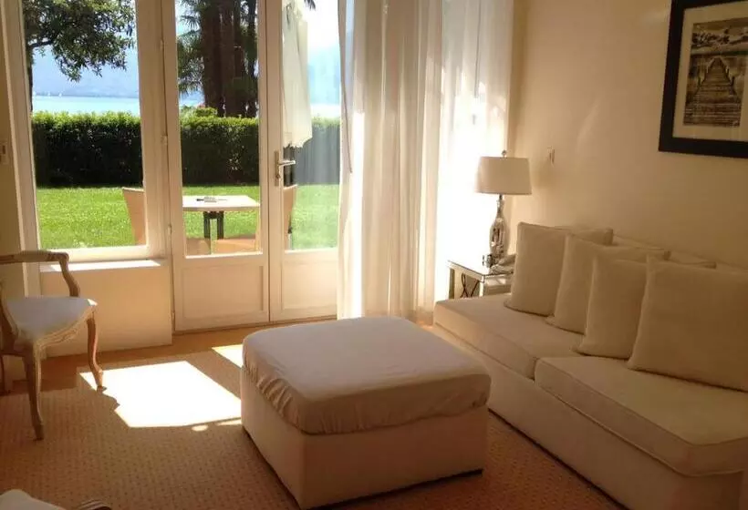 سوییت جونیور, Du Grand Lac Excelsior