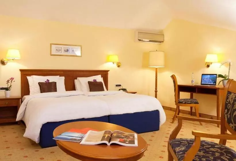4 Bett Standardzimmer, Federale