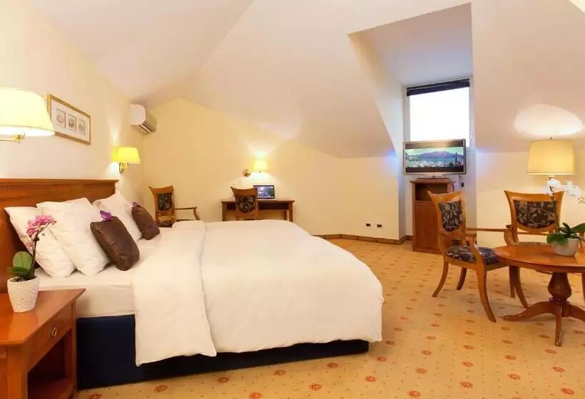 4 Bett Standardzimmer, Federale