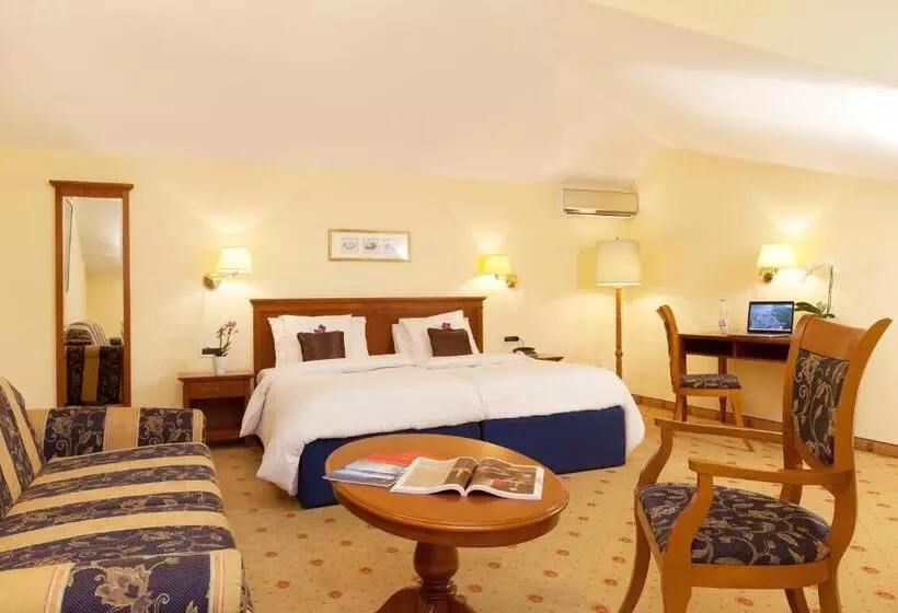 4 Bett Standardzimmer, Federale