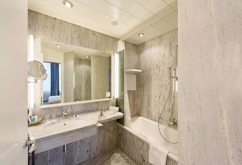 Suite, Glärnischhof By Trinity