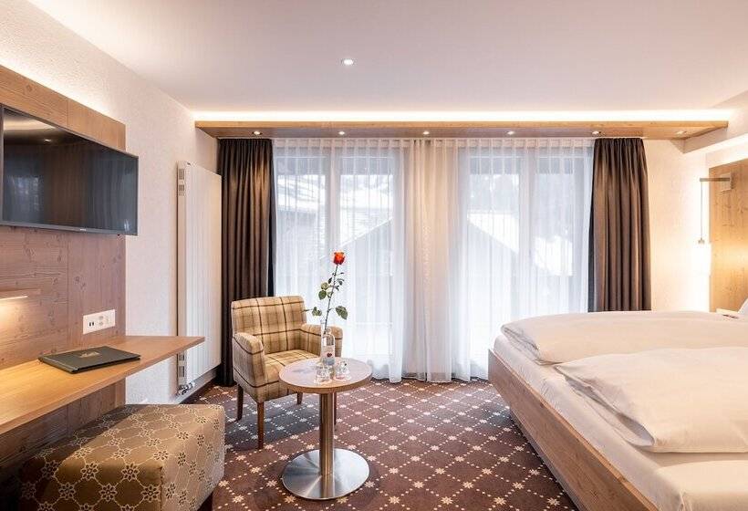 اتاق سوپریور, Gletschergarten