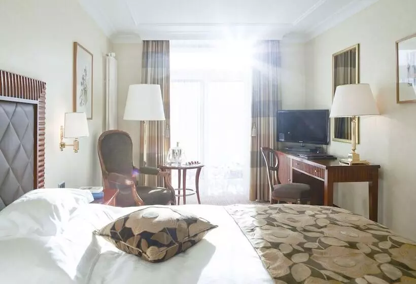 スーペリアシングルルーム, Grand Hotel Kronenhof