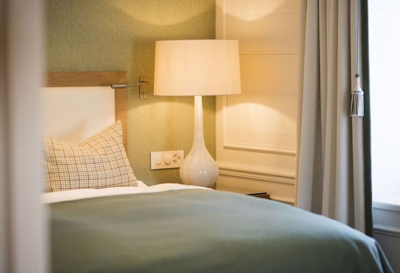 Классический Номер, Grand Hotel Kronenhof