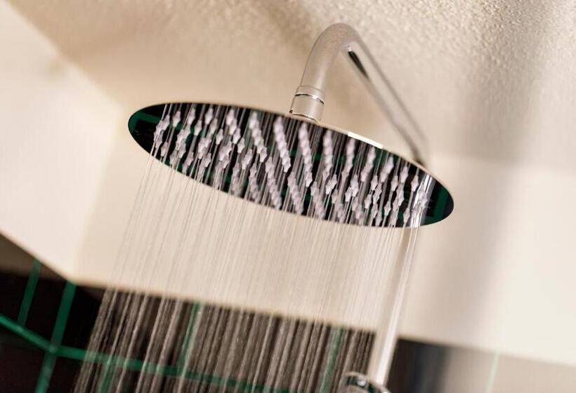 可观山景的小型套房, Hirschen Wildhaus