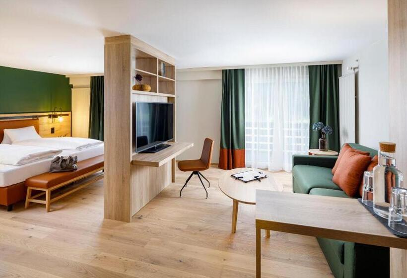 可观山景的小型套房, Hirschen Wildhaus