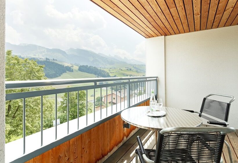 可观山景的小型套房, Hirschen Wildhaus