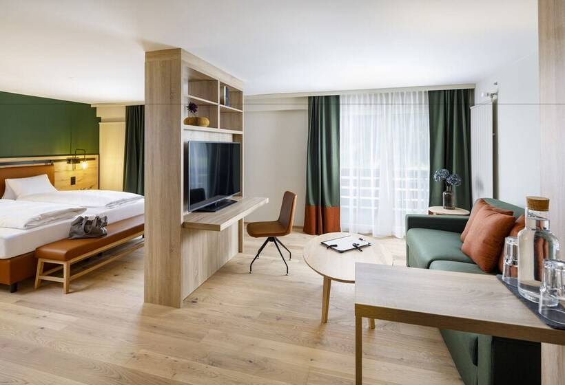 可观山景的小型套房, Hirschen Wildhaus