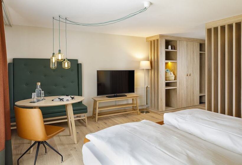 带山景的复式房间, Hirschen Wildhaus