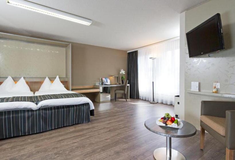 家庭间, Olten Swiss Quality