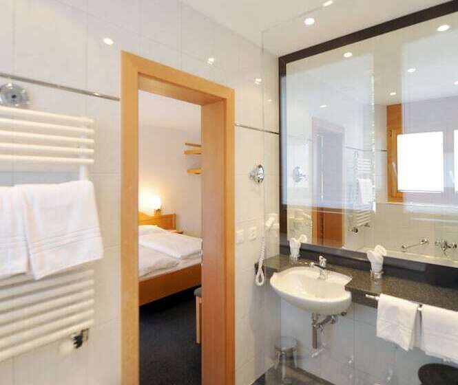 اتاق لوکس یک تخته, Alpine Hotel Perren