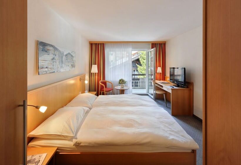 اتاق راحتی, Alpine Hotel Perren