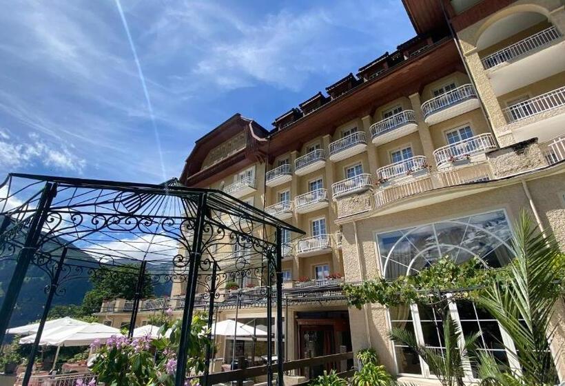 高级套房, Regina