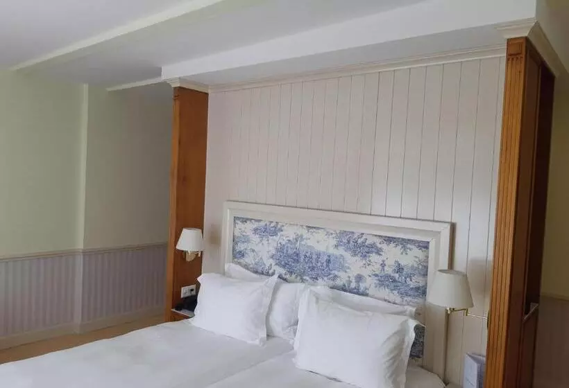 Chambre Supérieure, Regina