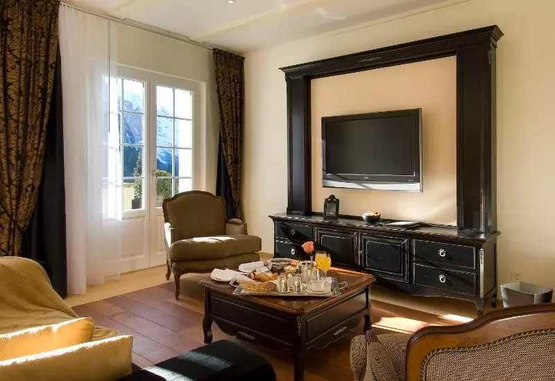 Suite Supérieure, Regina