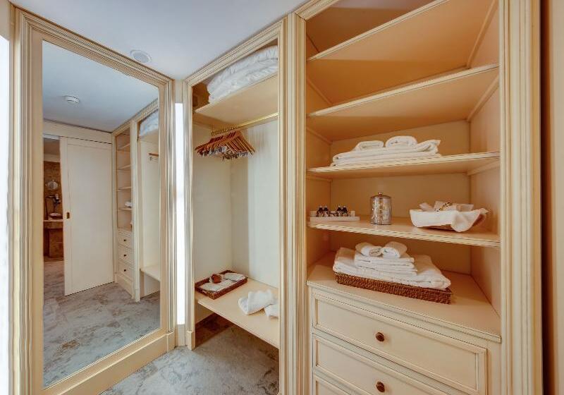 套房带园景, Regina