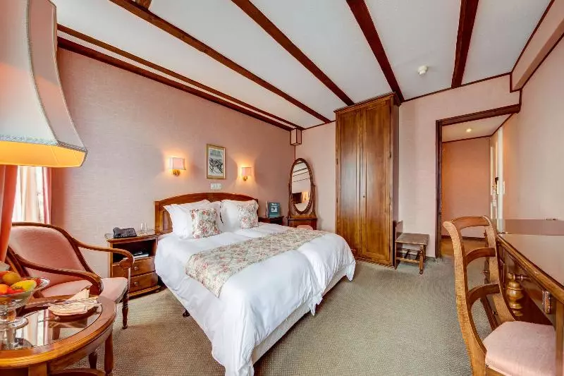 Chambre Deluxe, Regina
