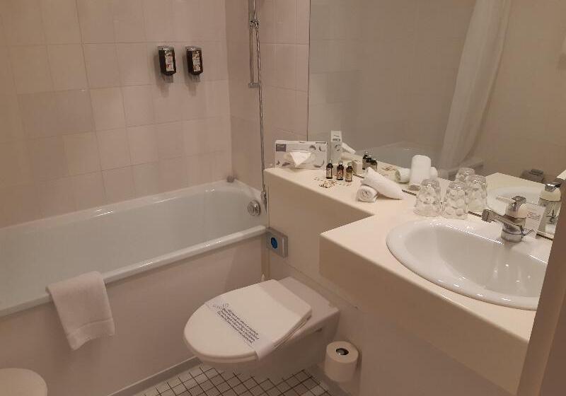 豪华房间, Regina