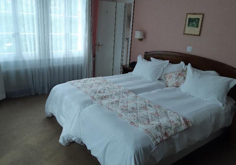 豪华房间, Regina