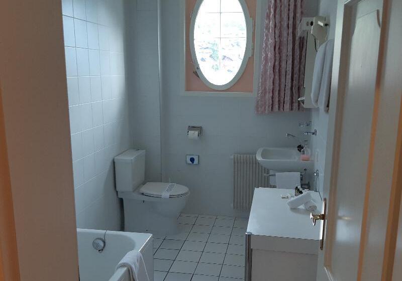 带阳台的豪华间, Regina