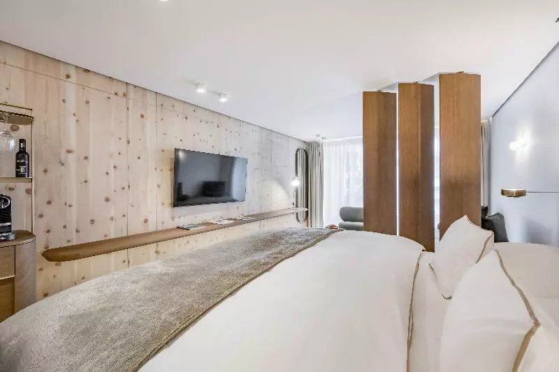 اتاق لوکس, Relais & Châteaux Chasa Montana