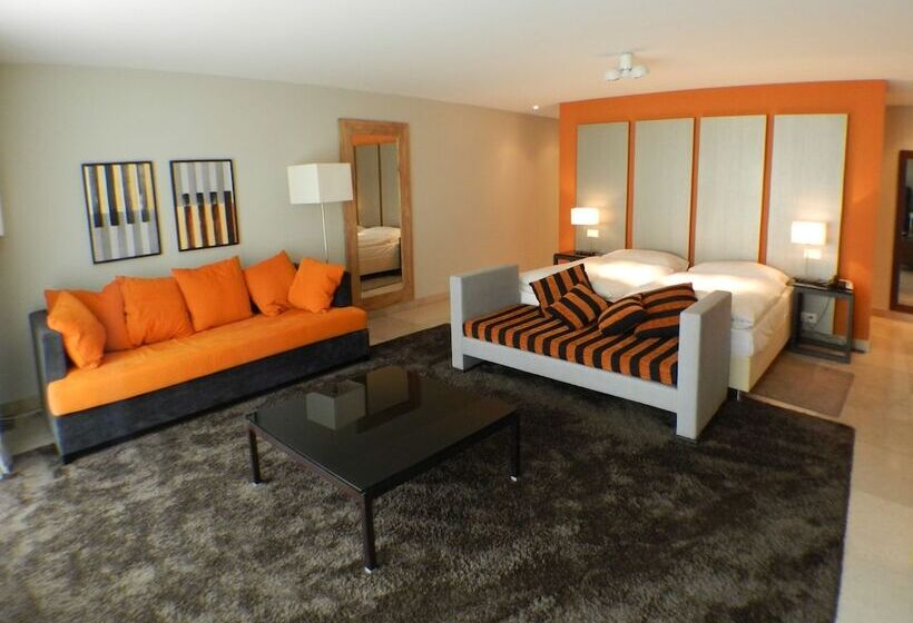 三卧高级套房, Romantik Hotel Schweizerhof