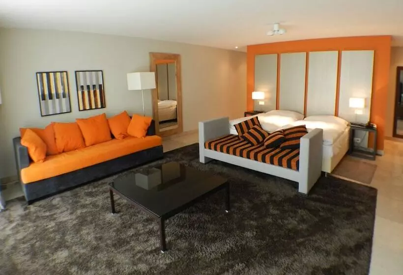 سوئیت سوپریور 3 خوابه, Romantik Hotel Schweizerhof