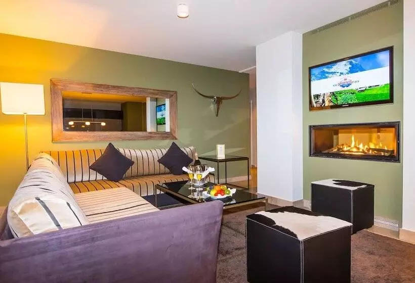 سوئیت سوپریور 3 خوابه, Romantik Hotel Schweizerhof