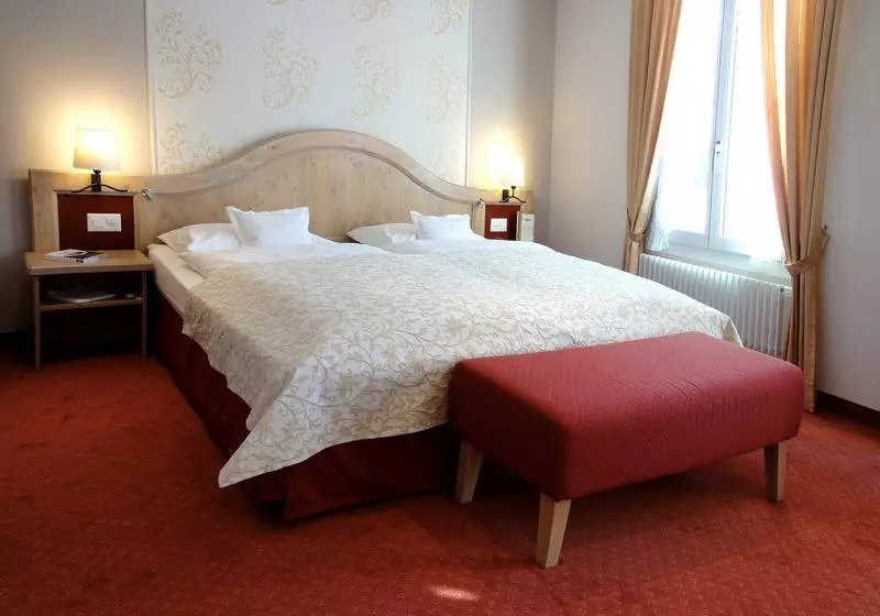 اتاق استاندارد, Romantik Hotel Schweizerhof