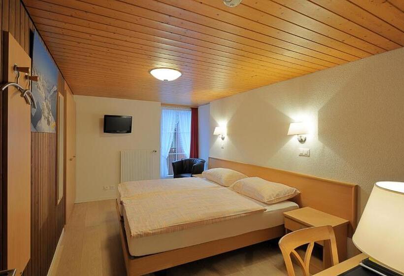 Номер Стандарт с Балконом, Rossli