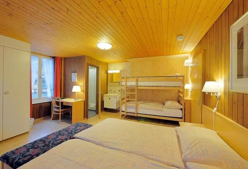 Chambre Familiale, Rossli