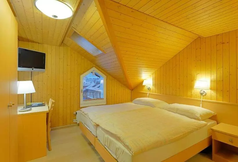 Chambre Economy, Rossli