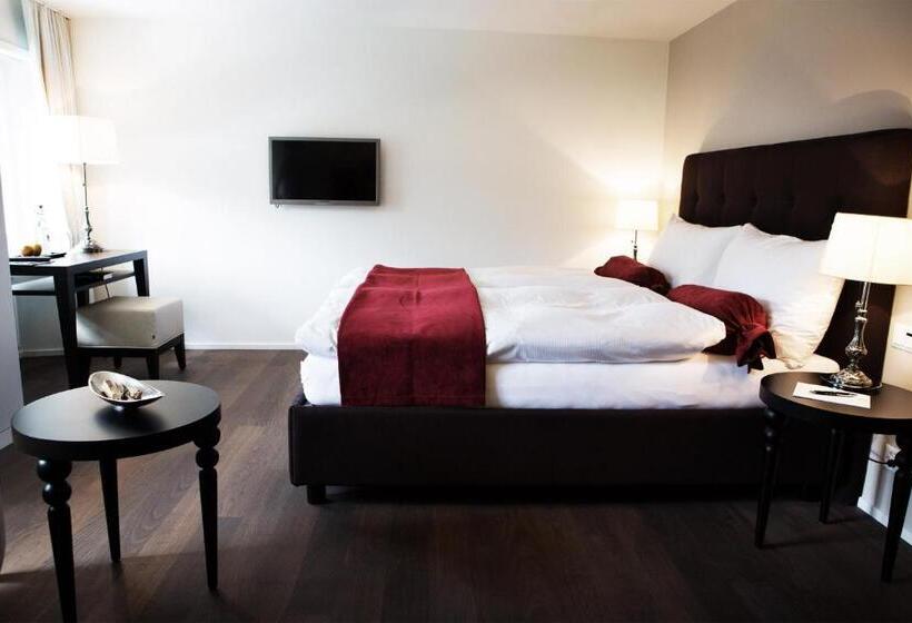 클래식 룸, Schloss Hunigen