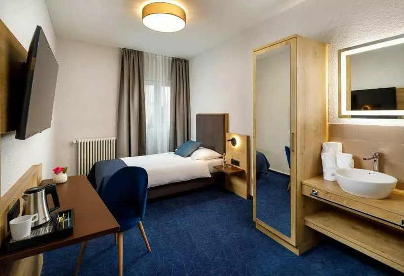 Comfort Yhden Hengen Huone, Tivoli